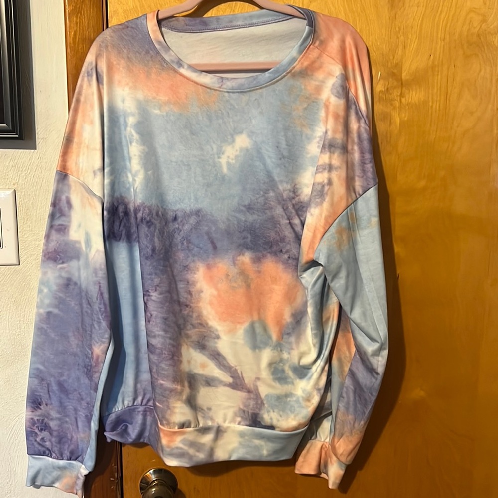 Long sleeve tie-dye shirt